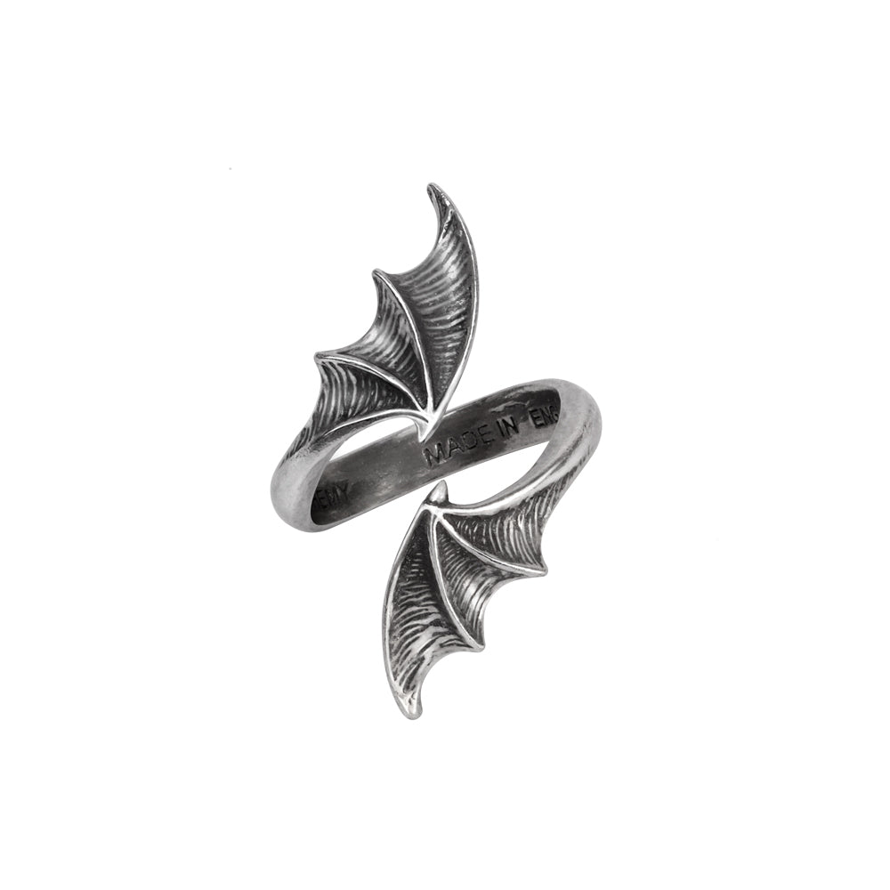 -Alchemy of England Chaos Signet Ring The polished, black-enamelled device of the infamous, maelstromic arrows. Approximate Dimensions based on US size 10/T: 0.91" x Height 0.94" x Depth 0.79" This ring was hand crafted in England of lead-free, fine English Pewter. Genuine Alchemy Gothic Product - Brand New with Alchemy Lifetime Guarantee-L-N UK / 6-7 US-