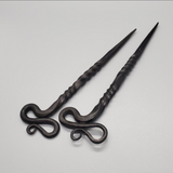 -Beautiful, long metal hair stick with serpentine celtic design and antiqued finish. Measures about 15cm. Sold individually. Free shipping from abroad with average delivery to the US in about 2-3 weeks. Celtic norse vikings witch wicca witchcraft antique vintage style costume cosplay hair accessory hairpin -