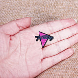 -When it comes to BTTF references, it may not get more subtle or obscure than this pin for Marty McFly's 'just too damn loud' band, The Pinheads.Classic 80s Memphis style band logo. Quality enamel on copper alloy metal pin measuring approximately 1 x 1.2 inches. Free shipping from abroad. -