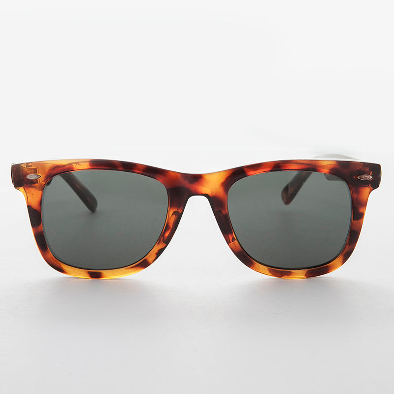 -Tortoise/Green Lens-