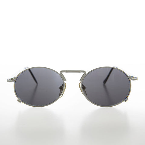 -Silver / Gray Lens-