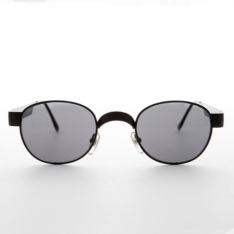 -Black / Gray Lens-