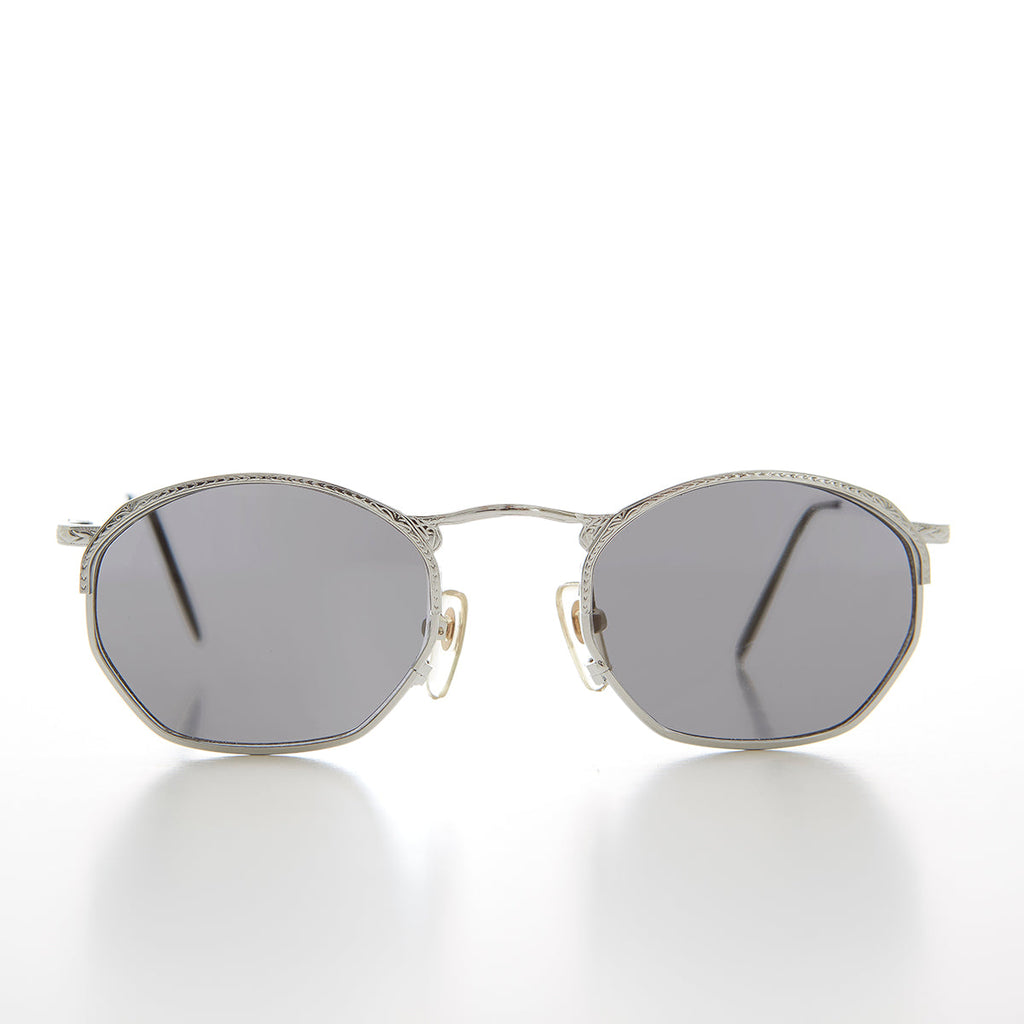 -Silver / Gray Lens-