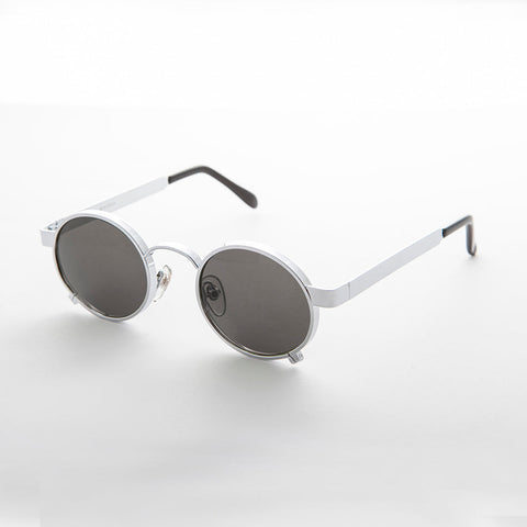 -Silver / Gray Lens-