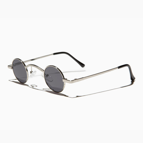 -Silver / Gray Lens-