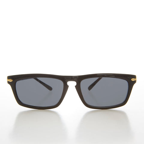 -Black / Gray Lens-