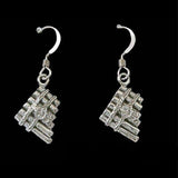 Rothfuss Kingkiller Chronicle EOLIAN TALENT PIPES Earrings, Sterling-Officially licensed Sterling Silver Eolian Talent Pipes earrings inspired by Patrick Rothfuss' KINGKILLER CHRONICLE fantasy novels, Name of the Wind and Wise Man's Fear. Jeweler handcrafted in the USA.
A mark of distinction and recognition for musicians. Kvothe earns his playing "The Lay of Sir Savien Traliard"-Sterling Silver-Pair-Bright Silver-
