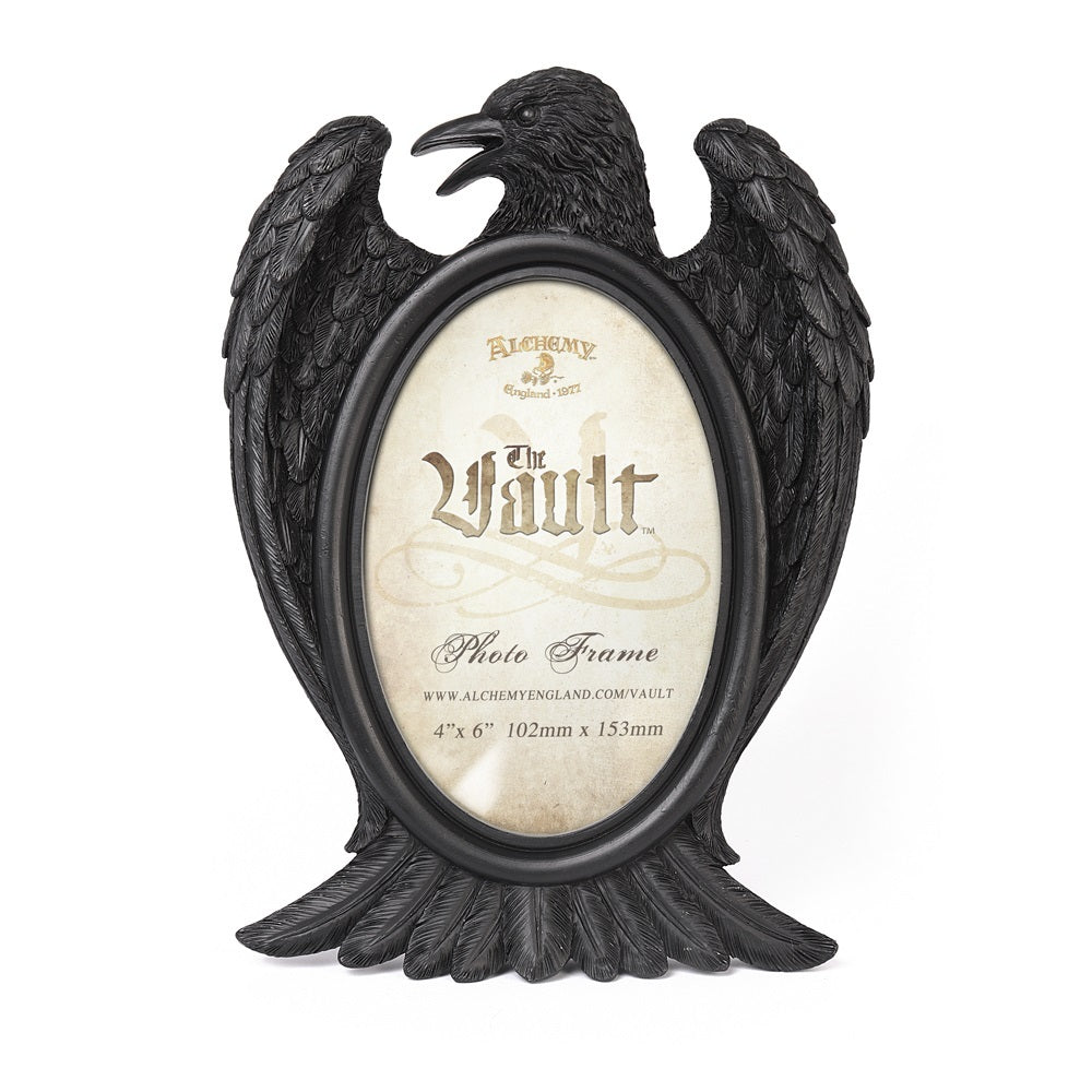 -Odin's oracle, wisest of birds and herald of the gods, bearing our whispered oaths to the halls of Valhalla. High quality black resin raven frame for both tabletop use and wall hanging. 8.86"x6.50" and fits a 6x4" photo or print.Genuine Alchemy product, brand new. Ships from the USA.
Goth home decor gift halloween.-664427000000