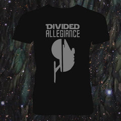 -There can only be one in all of the universe, you must choose! Soft 100% ringspun cotton fitted women's / juniors graphic tee. Designed and professionally silkscreen printed in the USA. Typically ships in 2-3 business days. Great funny parody gift for those torn between the Star Wars and Star Trek universes. -