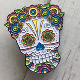 -Lady Sugar Skull soft enamel pin. She has lots of detailed features filled in with bright colors and a lovely floral head piece. Soft enamel pin measuring approximately 1.5in with 2 posts and rubber pin back. Shipped from the USA. 

Halloween dia de los muertos pinback bag backpack hat accessory badge g-