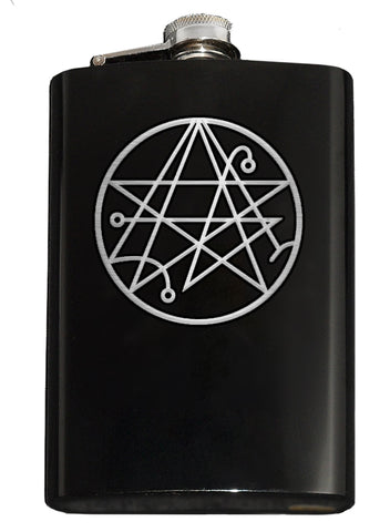 Necronomicon Sigil Engraved 8oz Hip Flask, Stainless Steel Many Colors-Brand New 8oz Flask with Engraved Necronomicon SIgil 8oz Stainless Steel Flask with easy closure screw cap lid. Measures 5.5" tall and 3.75" wide and holds eight shots. Available in your choice of color with optional funnel or gift box with funnel and cups. Ships from the USA

Lovecraft Cthulhu -Black-Just the Flask-