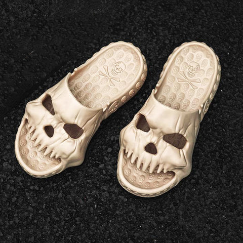 -High quality EVA clog sandal w/unique human skull design. Well constructed single band slip on shoes w/solid, textured non-slip sole. deep heel cup, concave upper & roomy toe. Skin-friendly EVA, lightweight, flexible, breathable, durable. Free shipping from abroad.

gothic beach summer y2k punk pirate goth pool slipper-