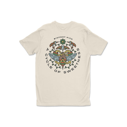 -Cut & sewn in Los Angeles, Designed for a classic fit and relaxed feel. Garment dyed premium 100% cotton featuring limited edition artwork from artist Pseudodudo, Screen printed on both the front and back, the flowing honey ecosystem illustrating the important role bees and other pollinators play in our everyday lives. -L-Cream-
