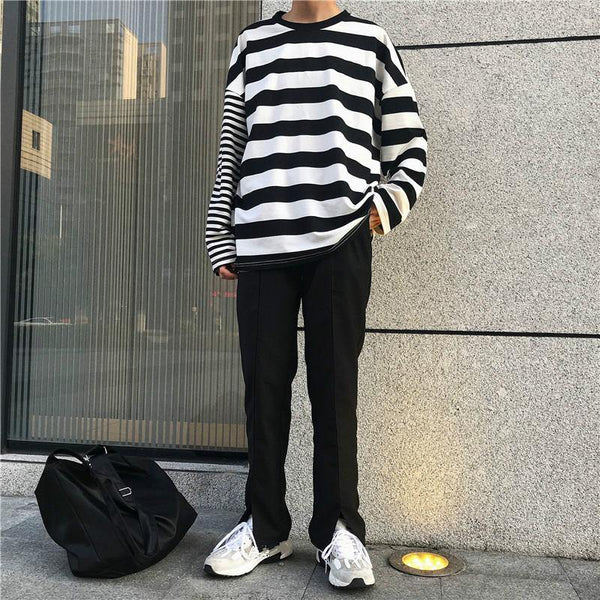 Xenomanc Oversized Black and White Stripe Extra-Long Sleeve Tee ...