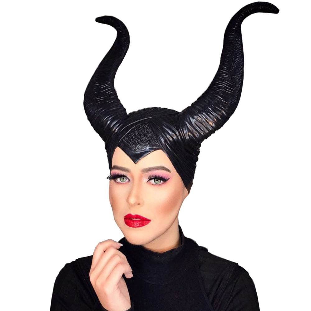 -One size fits most PVC headpiece designed after Maleficent's horns in Mistress of Evil. Free shipping from abroad. Evil sorceress disney witch angelina jolie costume cosplay halloween hat headband horned crown villains-black-One Size-Other-